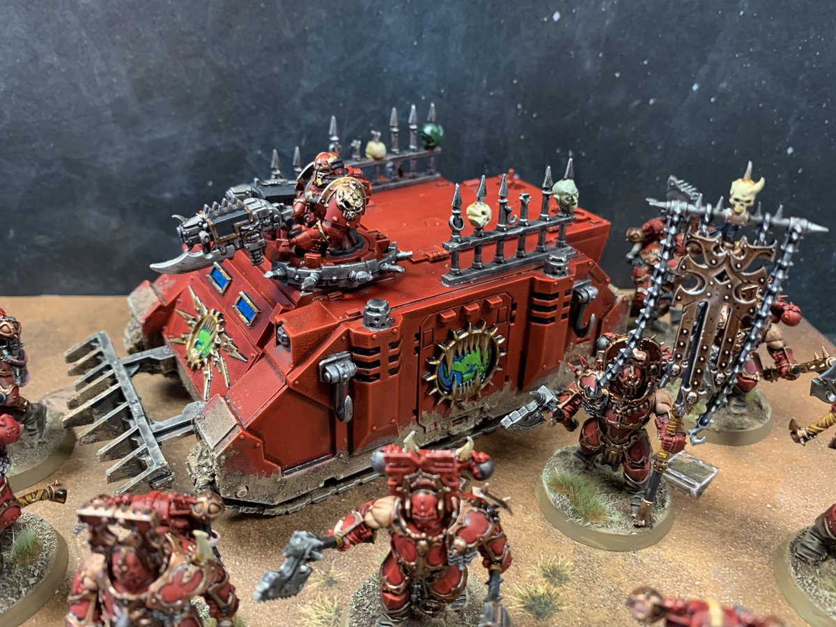alex30021845's tweet photo. Converted Bezerker unit plus Rhino transport @WarComTeam #paintingwarhammer #chaosspacemarines #Khornebezerkers #BloodForTheBloodGod #warhammer40k #WarhammerCommunity https://t.co/Io0JSGbNTM