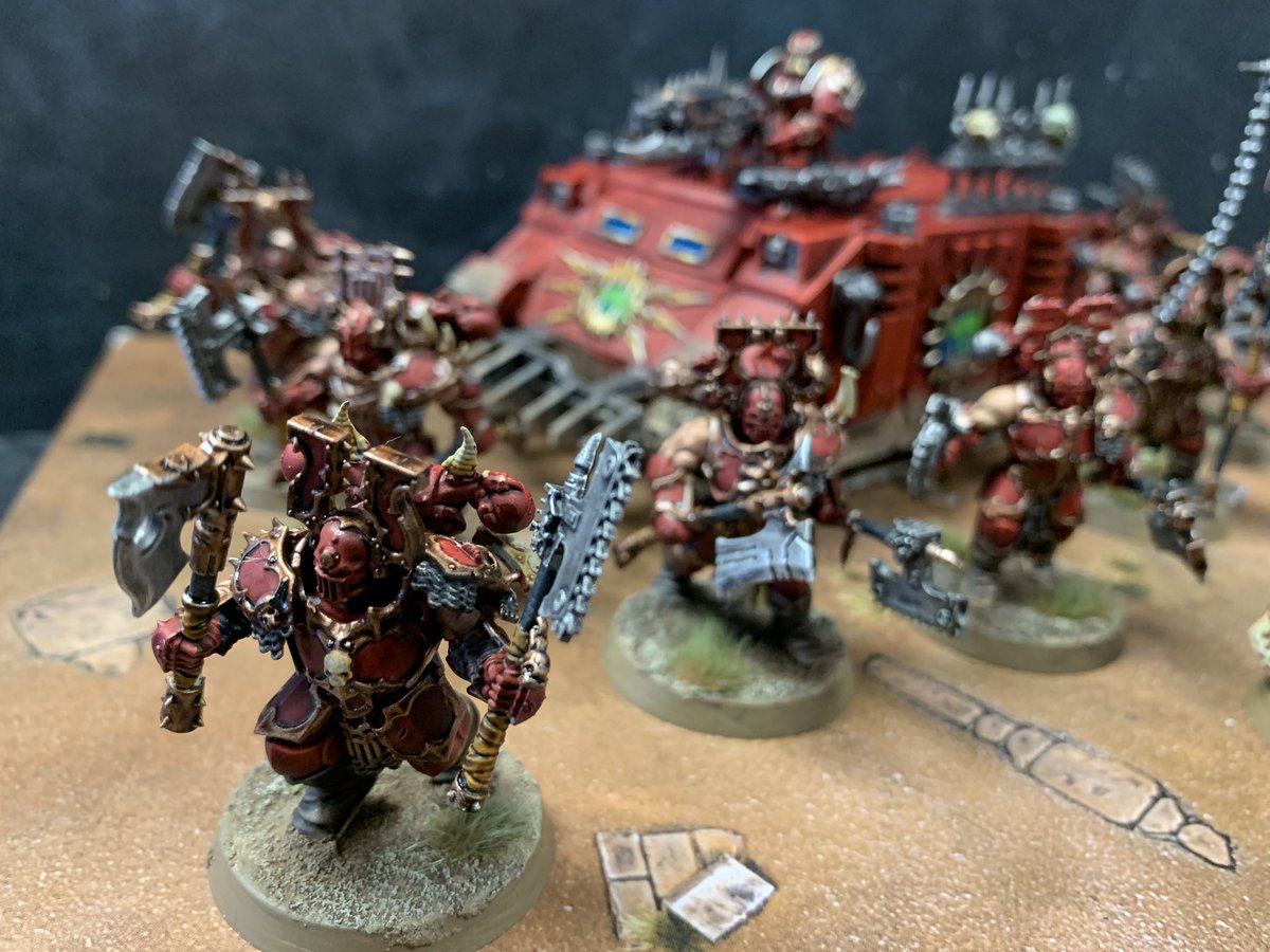 alex30021845's tweet photo. Converted Bezerker unit plus Rhino transport @WarComTeam #paintingwarhammer #chaosspacemarines #Khornebezerkers #BloodForTheBloodGod #warhammer40k #WarhammerCommunity https://t.co/Io0JSGbNTM