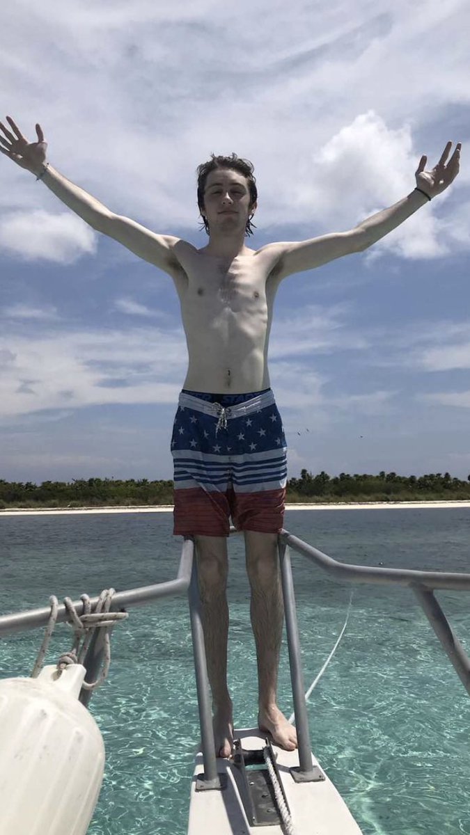 JDubSuperFan's tweet photo. Progress isn’t always linear, but progress is progress. Up 20lb in 2020 and feel better than I ever have! #NewYearsResolution https://t.co/1LEAE88EEU