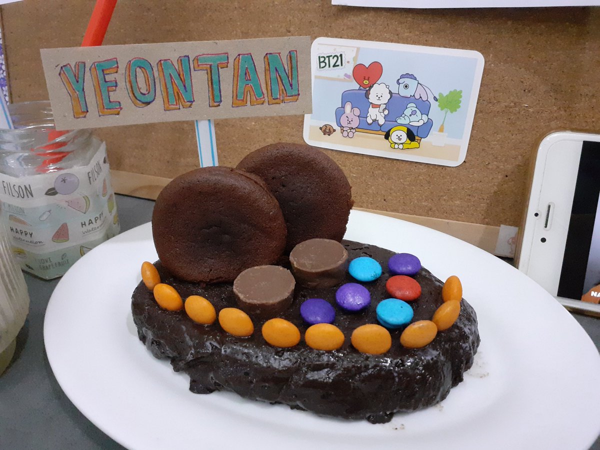 staephyungie's tweet photo. HAPPY BIRTHDAY, TANNIE! 🎉🥺 Thank you for making our Taehyungie happy! 💜 @BTS_twt 

#3YearsWithYeontan
#RockStarTannie https://t.co/GNVUZ86lYf
