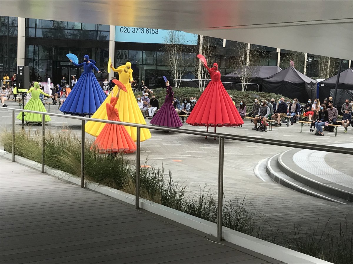 GreenwichVisitr's tweet photo. Fabulous show by ⁦@Dulce_Compania⁩ called Rainbow Ballet wowed the crowds on #Greenwich Peninsula today in yet another stunning event in this year’s ⁦@GDIFestival⁩ - what a troupe! https://t.co/tPCwTifl6F