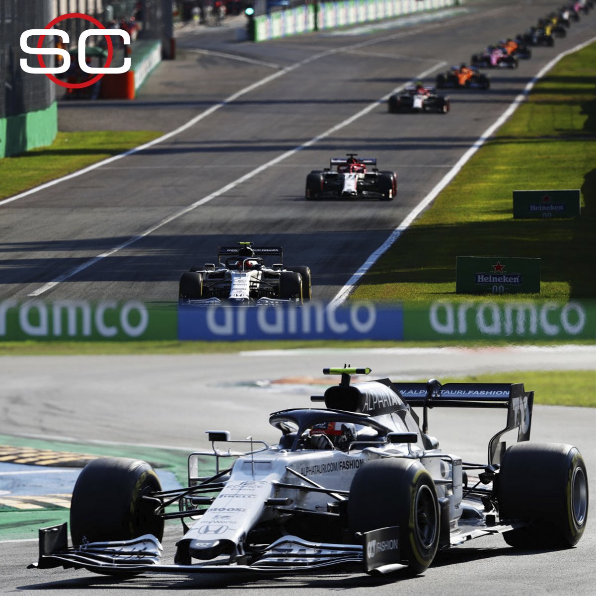 ESPNChile's tweet photo. ¡HISTÓRICA VICTORIA DE PIERRE GASLY! El joven piloto francés de Alpha Tauri se quedó con el GP de Italia y ganó por primera vez una carrera de F1. https://t.co/LZuMkbcFxs