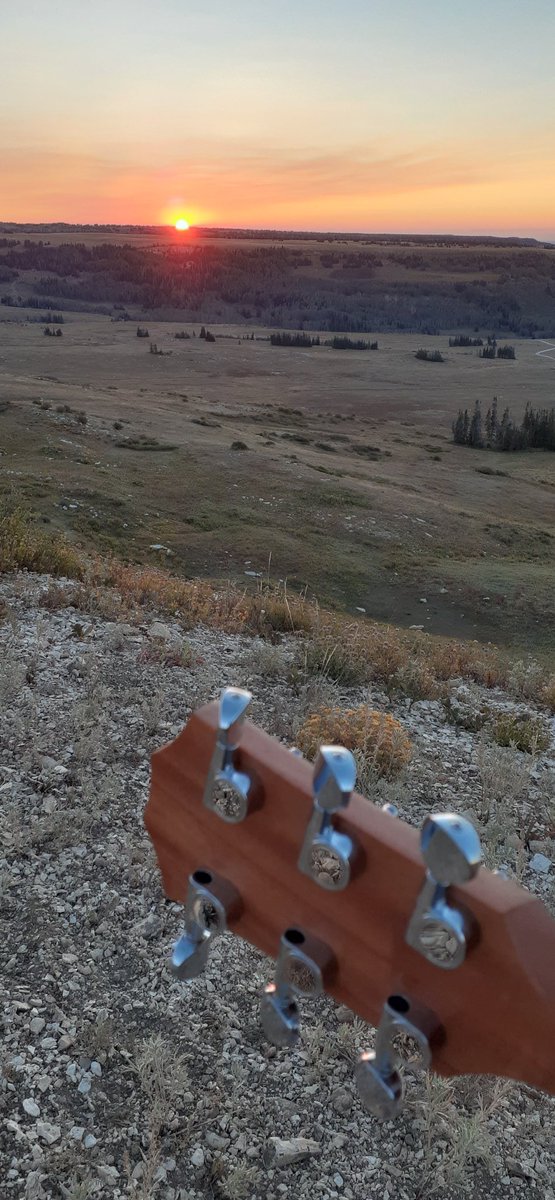 Bikercode1's tweet image. Solitude!
Thank you @yourguitarsage and @MartySchwartz for making this possible.