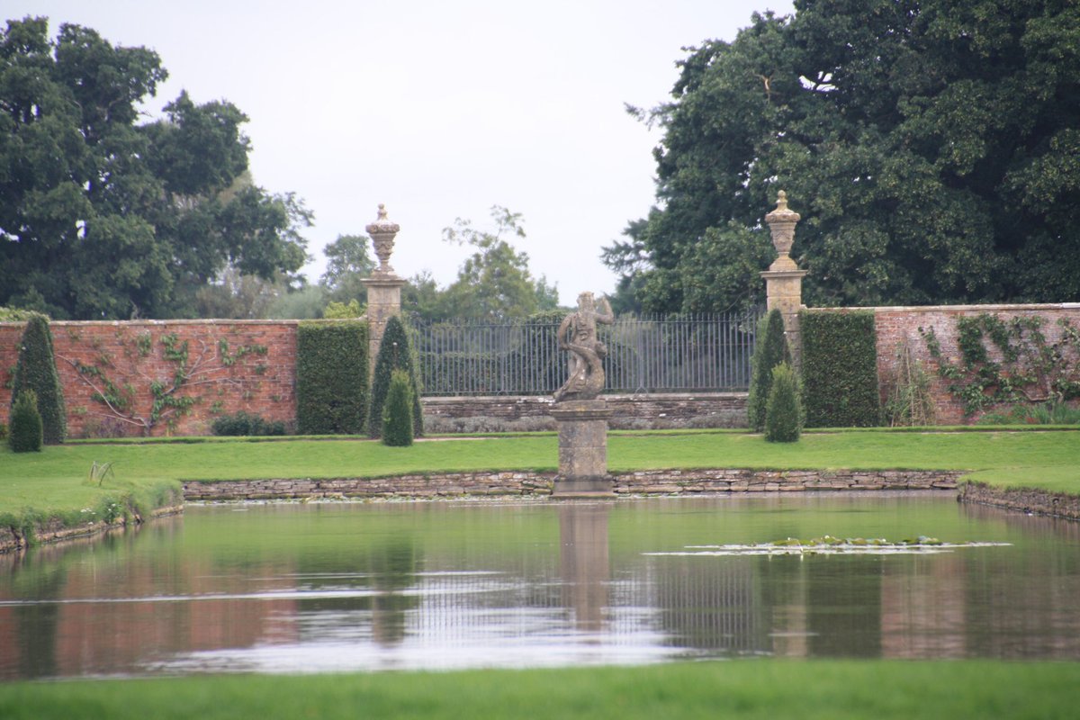 jefferyspr's tweet photo. Lovely meander around westbury-court gardens with @JoJefferys https://t.co/WNxlKWR4Zg