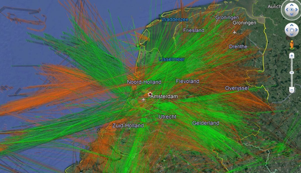 EdRoodbeen's tweet photo. @ErikvanderWaard @groot_arnold @bon_dick @Fl_TegenGeluid @NlOnbehoorlijk @SchipholWatch @Schiphol @lchtvrkrsldr @KLM Er wonen rond #Schiphol ongeveer 3 miljoen mensen. Heel #Amsterdam dus. Schiphol laat #vliegtuigen vanaf de gemeente #Bergen via de #Shell-toren en de #Westerkerk naar het #Bosplan en Schiphol vliegen. En dan beweert u dat iedereen in Amsterdam moet opzouten. De stad ontruimen? https://t.co/lY1E3cA8GD