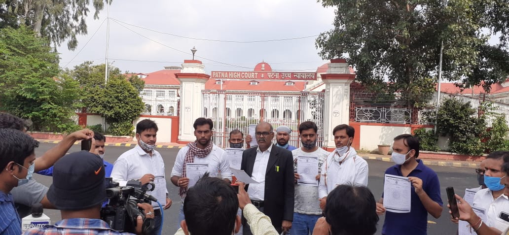 RaviSag56193148's tweet photo. #Biharlibraryvecancy
#bahali_nahin_to_vote_nahin
@NitishKumar
@drmadanMohanJha
@RanjeetIAS @manojkjhadu
@YadavTejaswi
@UpendraRLSP
@ChiragPaswan
@RamVilasPaswan
@SushilModi
@ravishNDTV
@ZeeBiharnews
@BJP4BIHAR
बिहार के लाइब्रेरीछात्र सुप्रीमकोर्ट में याचिका दायर कर दिए रोजगार दो https://t.co/xhKwBhAVVd