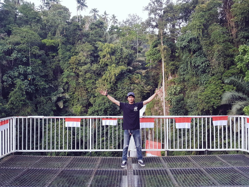 Tincep waterfall 💦