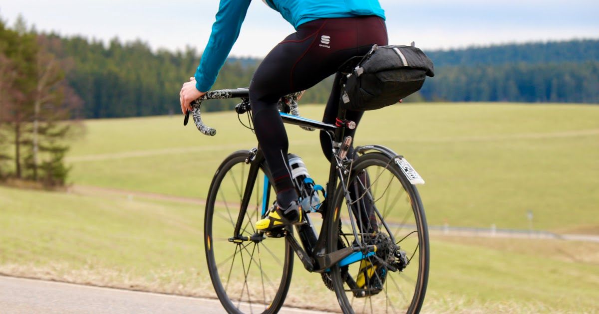 BareRugged's tweet photo. Saddle sores are at best uncomfortable; at worst they could end your ride. This tips and advice post looks at treating and preventing them. @timwiggins1 #Cycling

https://t.co/GWdlbCHXzl https://t.co/rHiIIXaewi
