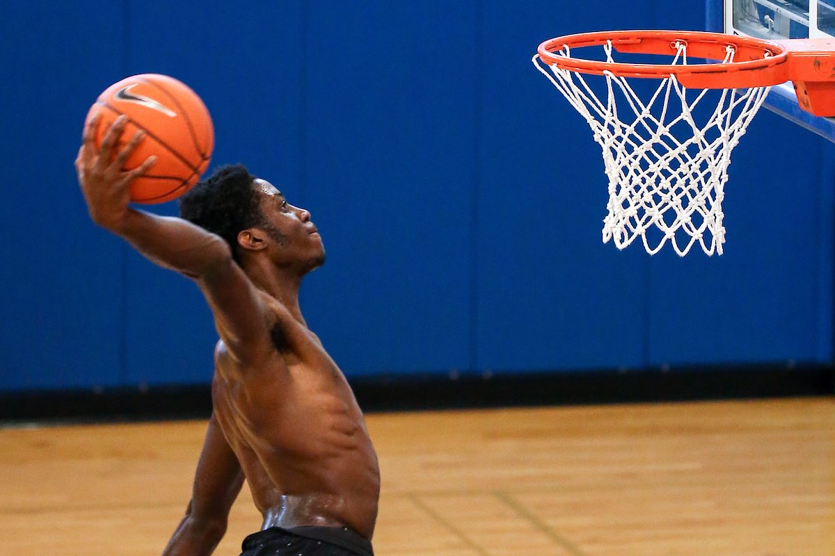 KentuckyMBB's tweet photo. #HBD to our guy @terrenceclarke_. #BBN, let’s show him some love. https://t.co/A7RuOZvdp0