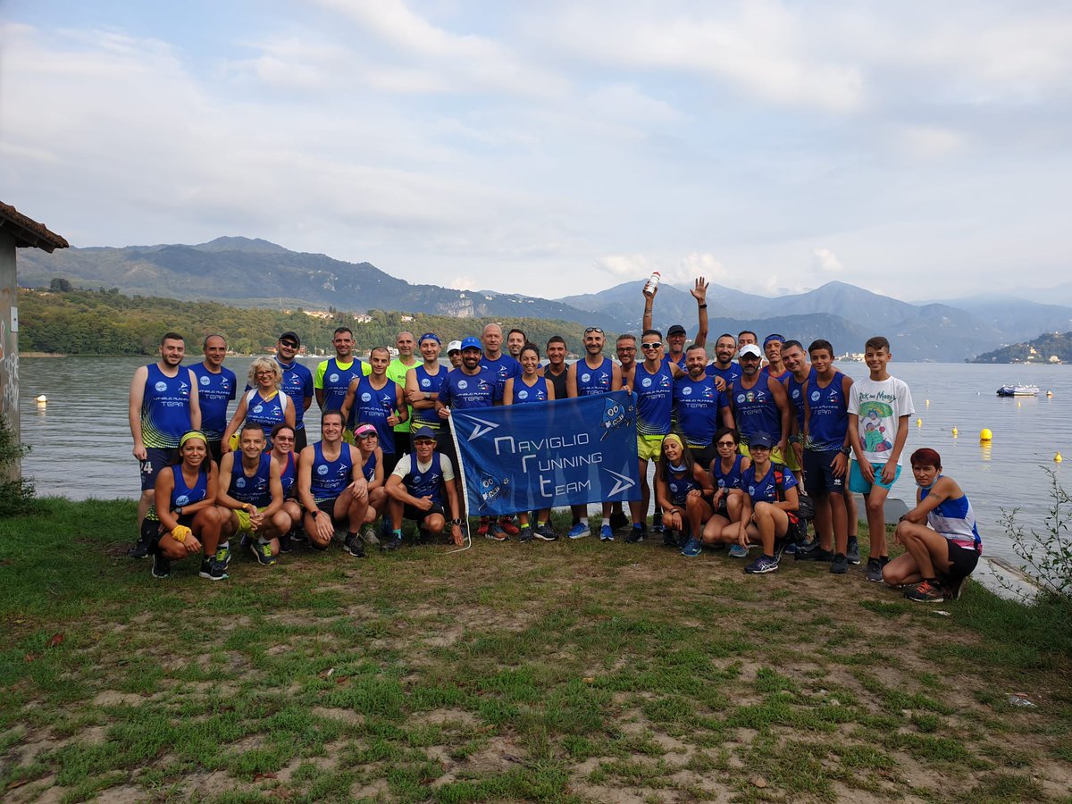 NaviglioTeam's tweet photo. Si riparte tutti insieme...onda blu @NaviglioTeam #sugar @amoamicidimarco #grangruppo #running #arena #tuttiallago https://t.co/KeU1h39CEO