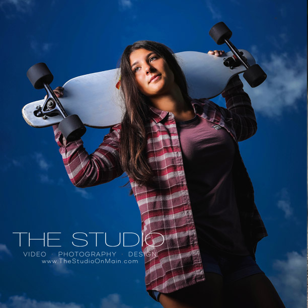 TheStudioLaX's tweet photo. Studio Sport Sessions 💕 with Camille Blake #studiolaxmodel #studiolaxsport #studiolaxfav #studiolaxsenior #lacrossephotographer #seniorphotography https://t.co/nxlNtqG7yj