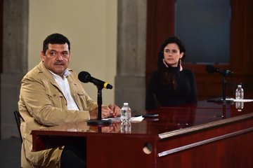 TabascoHOY's tweet image. #OrgulloChoco Así fue la primera conferencia de prensa del nuevo Secretario de @bienestarmx habló del programa #SembrandoVida . Más información en tabascohoy.com