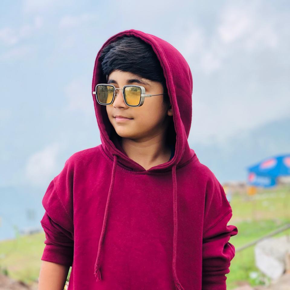 Labaikhussain12's tweet photo. #NewProfilePic https://t.co/4bZtPGh1sM