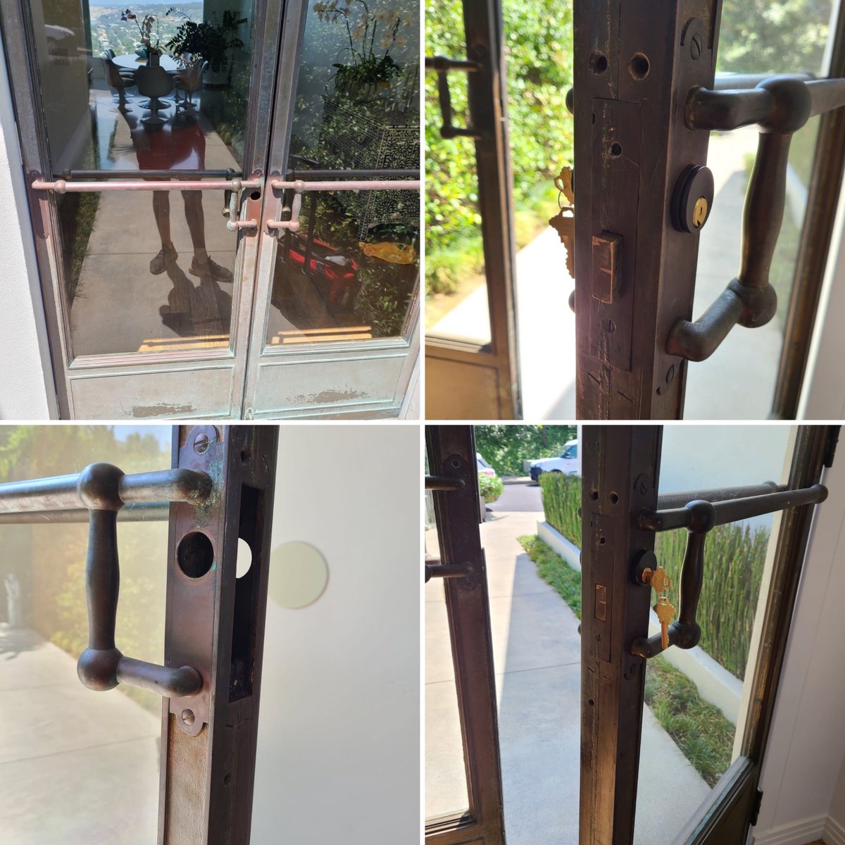 ethanlocksmith1's tweet photo. Fixing and replacing old lock on house with a very special door 
stay safe and stay in covid-19
#locksmith #locksmithsandiego #sandiegolocksmith #locksmiths #emergencylocksmith #247locksmith #locksmithnearyou #locallocksmith #yourlocallocksmith #automotivelocksmith #carlocksmith https://t.co/oY2gJZ09af