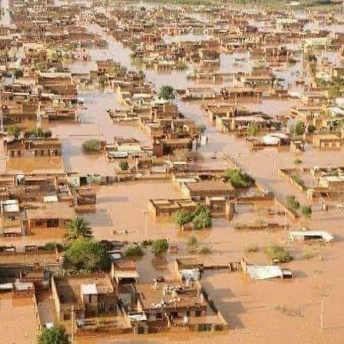 aweida88's tweet photo. الى مزبلة التاريخ الاعلام السوداني الفاشل و الاعلام البديل السوداني و مشاهير السودان و الحكومه الانتقاليه و كل الاحزاب السودانيه و كل من يفضل مصلحة نفسو على مصلحة بلدو 
حزين عليك يا بلدي فيك ناس ما تستاهل تعيش على ترابك لك الله يا السودان ما بلوم العالم اذا احنا ساكتين https://t.co/fOxRfqir5U