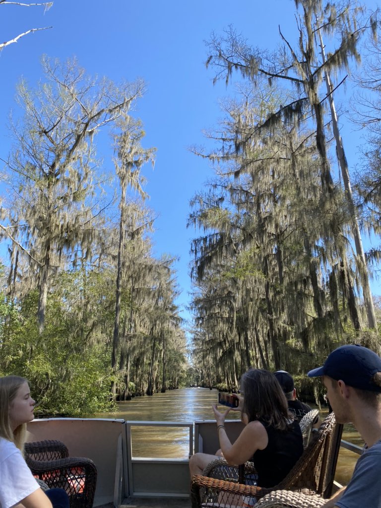 averyfan's tweet photo. Boat tour on Caddo Lake- our tour guide is amazing and very knowledgeable. #UncertainTX https://t.co/B6xefbQbI9