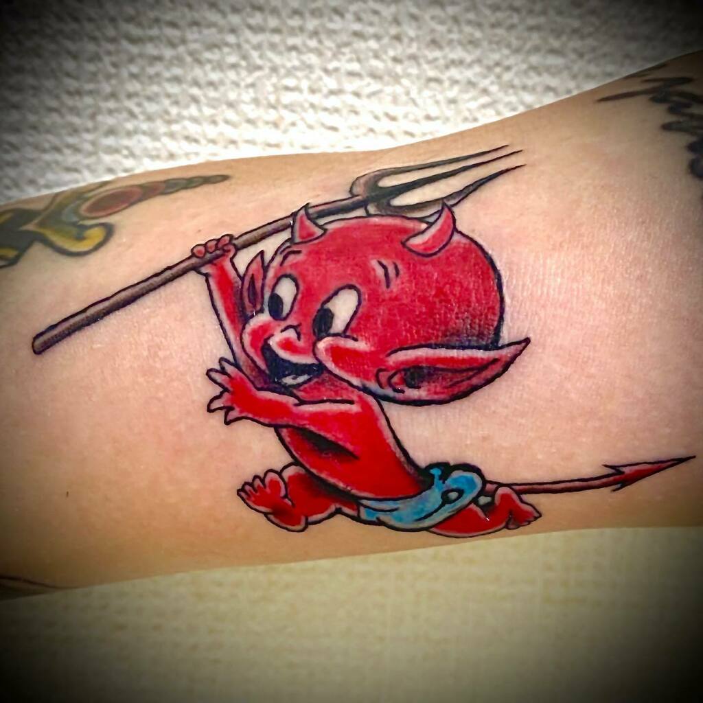 RYU02223031's tweet photo. #hotstuff #hotstuffdevil
.
.
#tattoo #tattooist #tattooartist #tattoostudio #tattoodesign #oldschooltattoo #americantraditionaltattoo #dessin #tattooideas #tattoos #skinart #art #fashion #sketch #rafsketch #刺青 #タトゥー #彫り師見習い #モニター募集中 https://t.co/oGWndBAfE7