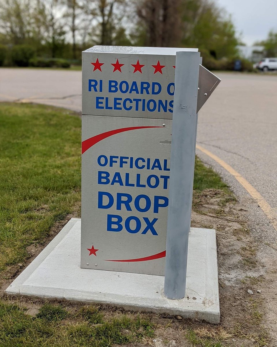 miracleguppy's tweet photo. 🇺🇸🗳💥 RHODE ISLAND PRIMARY TUE Sep 8 💥🗳🇺🇸
📮DROP OFF MAIL-IN-BALLOT By 8 🌟VOTE IN PERSON 7-8 🗳
#VoteRI #VoteDEM #PostcardsToVoters https://t.co/LyTZvVw1Hw
#DemCastRI #DemCastUSA https://t.co/yor9dx2k5X