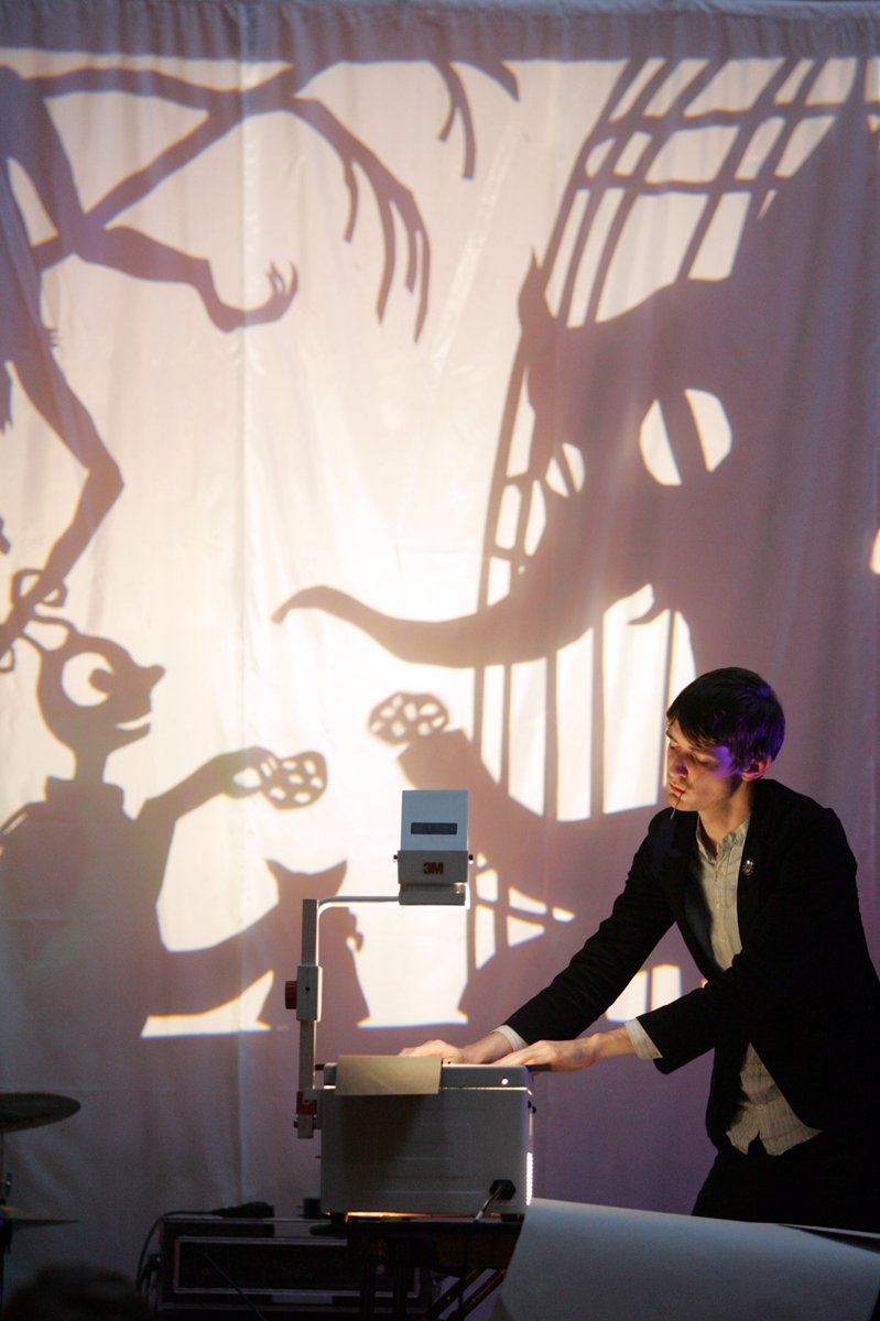 mister_robins's tweet photo. #10years100projects #flyboy at #villageunderground for the @BarbicanCentre july 2010 ✨ #puppets #puppetoftheweek #puppetfestival #puppetryfestival #shadowpuppets #folkmusic #singersongwriter https://t.co/BZib2gkff1