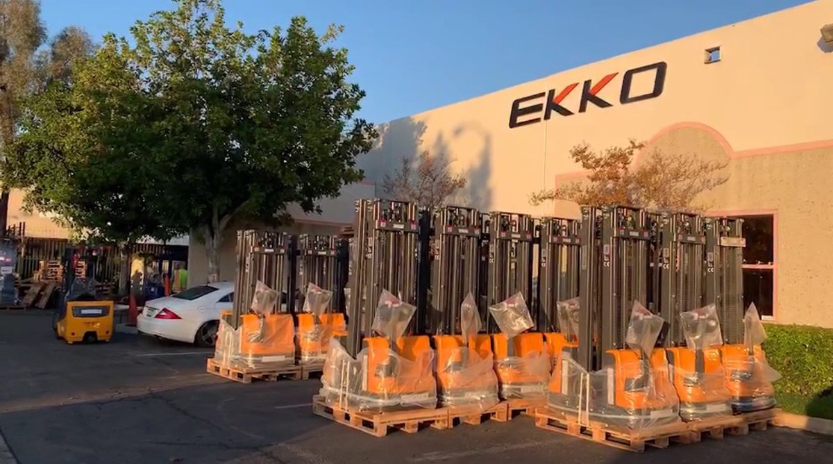 Harriso19517932's tweet photo. https://t.co/TtlXiBA4De #HappyLaborDay #HappyWeekend #EKKO #EKKOLIFTS #powerstacker #forklift #materialhandling #forklifts #lifttruck #lifttrucks #electricforklift #electricpalletjacks #palletjacks #pallettrucks https://t.co/wfjg6OT5Dj