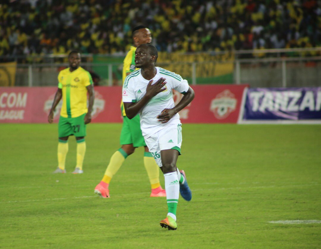 voiceofbongo's tweet photo. LIGI KUU BARA: Kutokea kwenye Uwanja wa Benjamin William Mkapa, Dar es Salaam
30'
Yanga SC 1-1 Tanzania Prisons
⚽ Sabiyanka 7'
⚽ Sarpong 18'
#VPL
#YNGTP
#VoBSPORTS https://t.co/SfokZ38KeJ