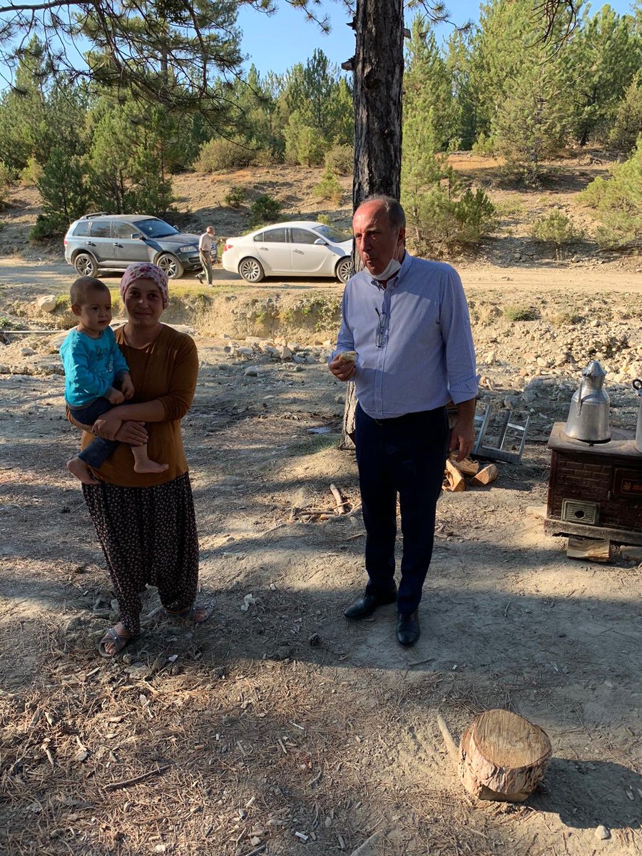 vekilince's tweet photo. Bugün Nallıhan’da kısmetimizde peynir ekmek vardı, yarına Allah kerim. https://t.co/9U5iWaflLS