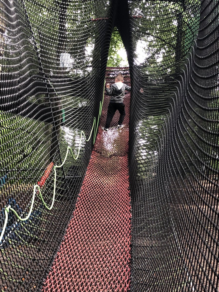 MelMurphxx's tweet photo. Burning some energy off....
@brockhole #treetopnets #LakeDistrict 🍁🍂🍃☔️ https://t.co/QtnQ2x8HYB