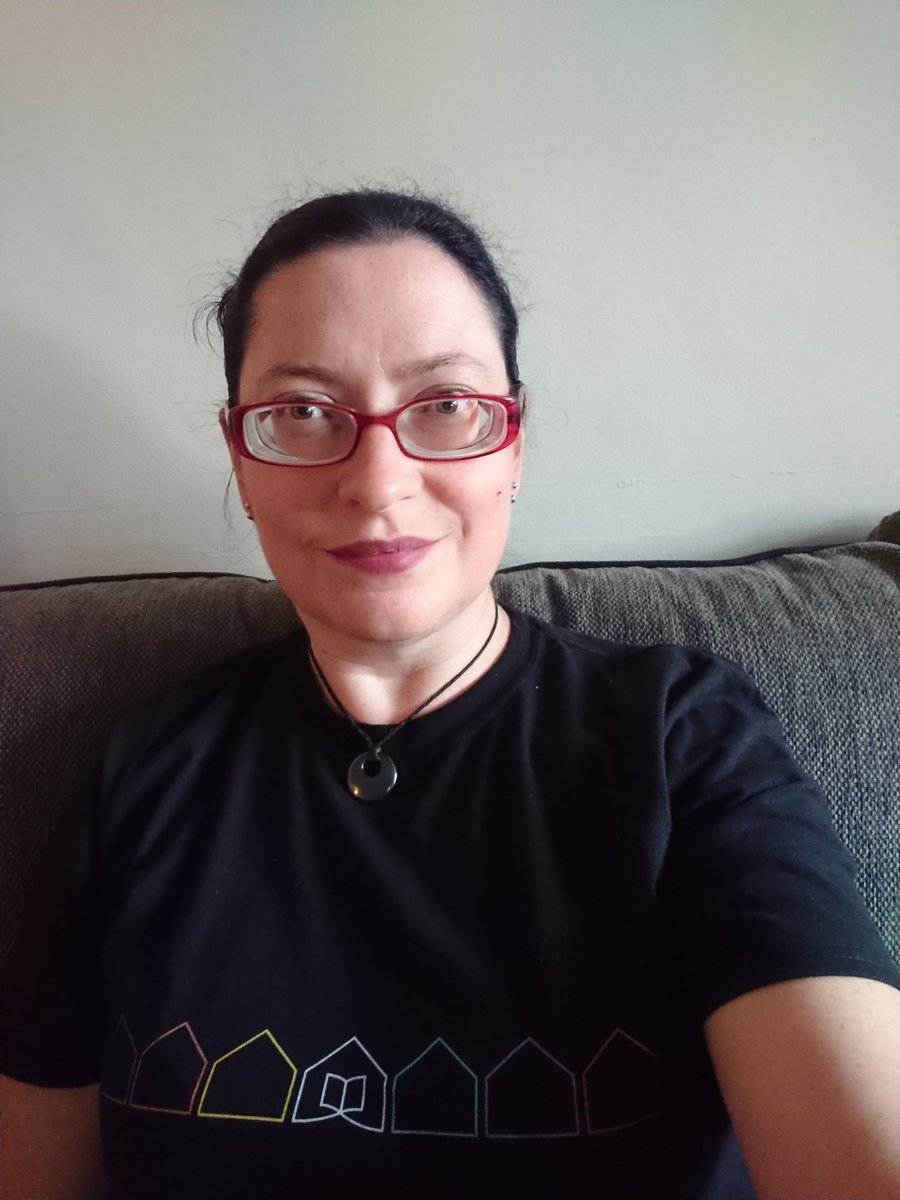 labtech666's tweet photo. @stayathomechoir @ClassicFM Appropriately dressed, ready and waiting! #GlobalArmedMan https://t.co/08g2oUkXgE