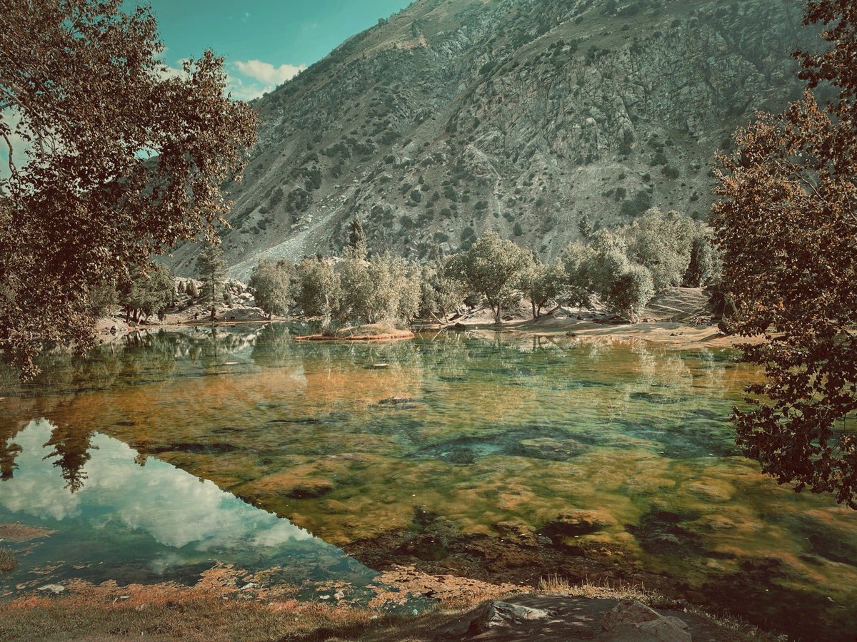 DrUsmanShafique's tweet photo. Post lockdown, good days ! #attabad #satrangilake #ArtistoftheSummer #SundayMorning #SundayMotivation #SundayFunday https://t.co/HQ8ETin4Ny