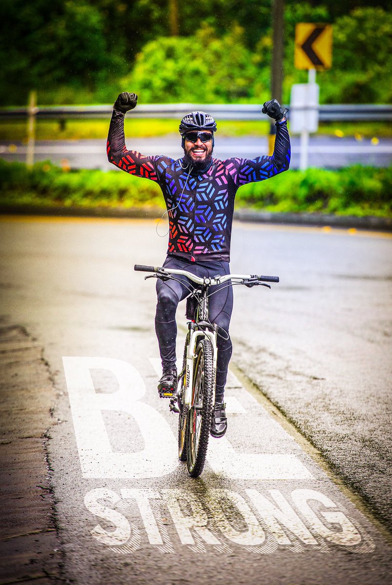 Juanoafa's tweet photo. 🚵🏽⚔️ Así celebro una batalla más ganada: La del Covid-19. Fueron días difíciles, pero el poder mental siempre estará por encima de cualquier circunstancia 🧠⚡️ #FuckCovid https://t.co/SU3cgsvNQ6