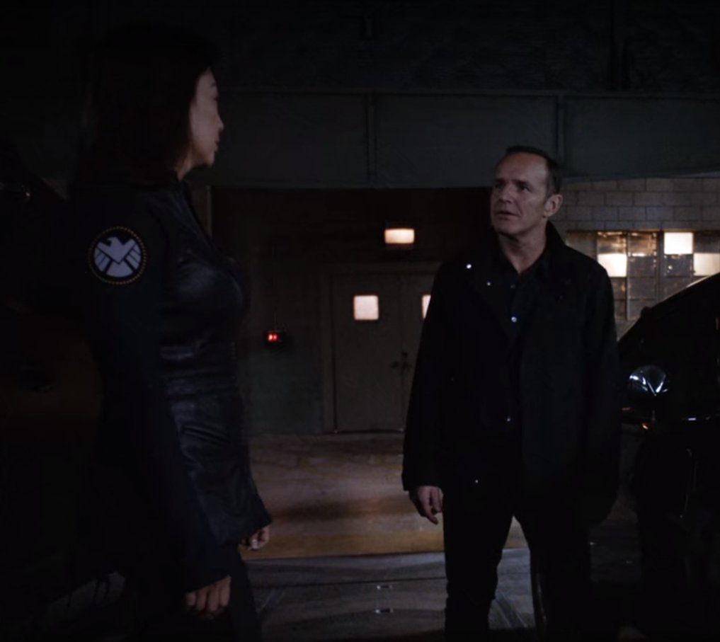  #Philinda in 4x7 - Deals with our Devils