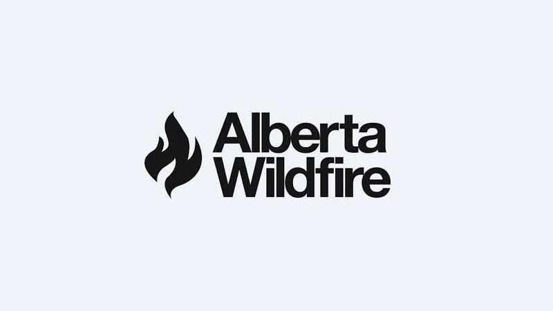 rdnewsNOW's tweet photo. Crews battling wildfire near Abraham Lake https://t.co/Xr9u30ITyJ https://t.co/Z4cJV8IaNe