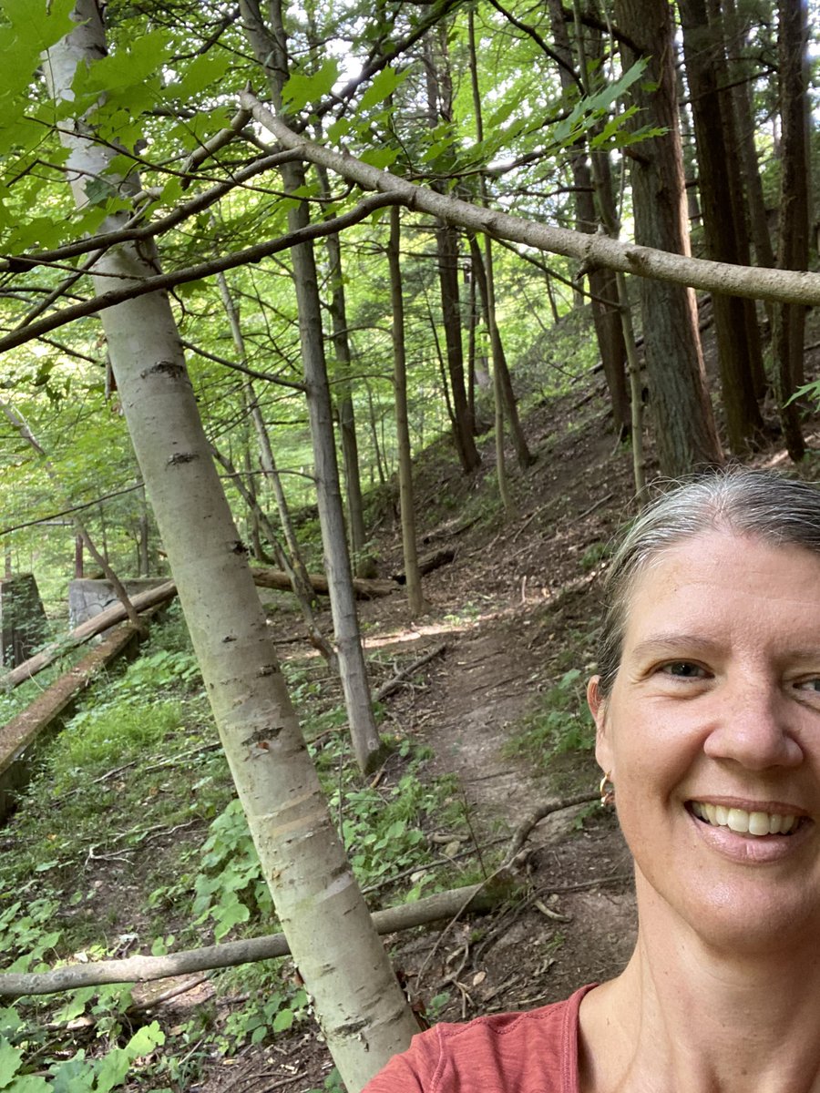 christell5's tweet photo. Family hike day #Shermanfalls #family #nature https://t.co/gezQRCK8OU
