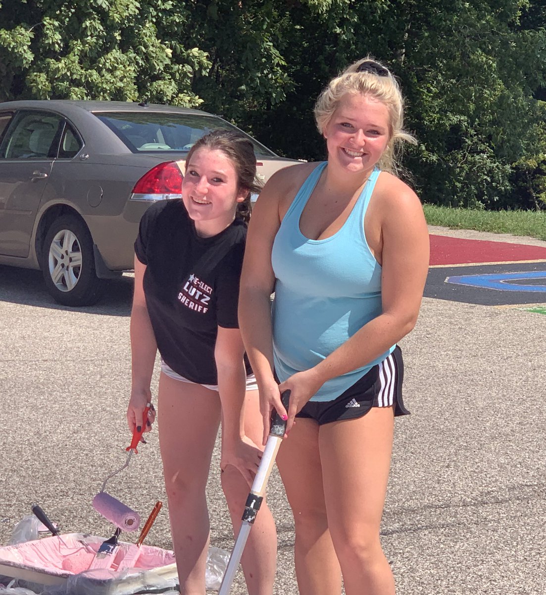 ZCSBlueDevils's tweet photo. The WM Tornado families are taking advantage of the beautiful weather and painting parking spots. #TheStormIsBrewing!
#FunAlongTheWay #WMPride @WestMSports @Shawg12 https://t.co/L3OGcVmlzf