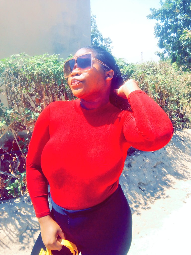 jennmumba's tweet photo. Comfortability❤❤❤ https://t.co/DT43DjyBfT