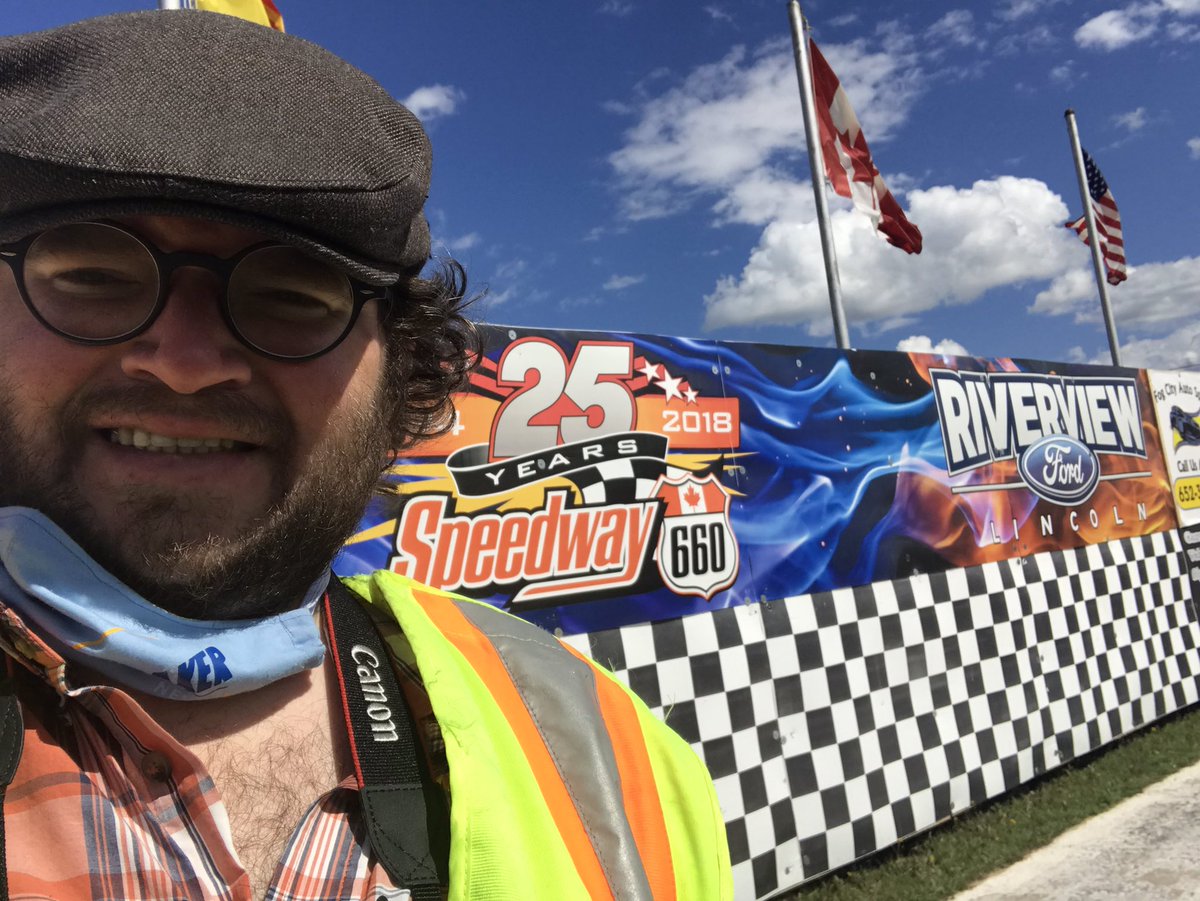 ReprtrPatHealey's tweet photo. Time to go racing at #Speedway660 Tune in to listen @Timscornerca n video later. #EastHants #FallRiverNS https://t.co/GpPyIhTWgD