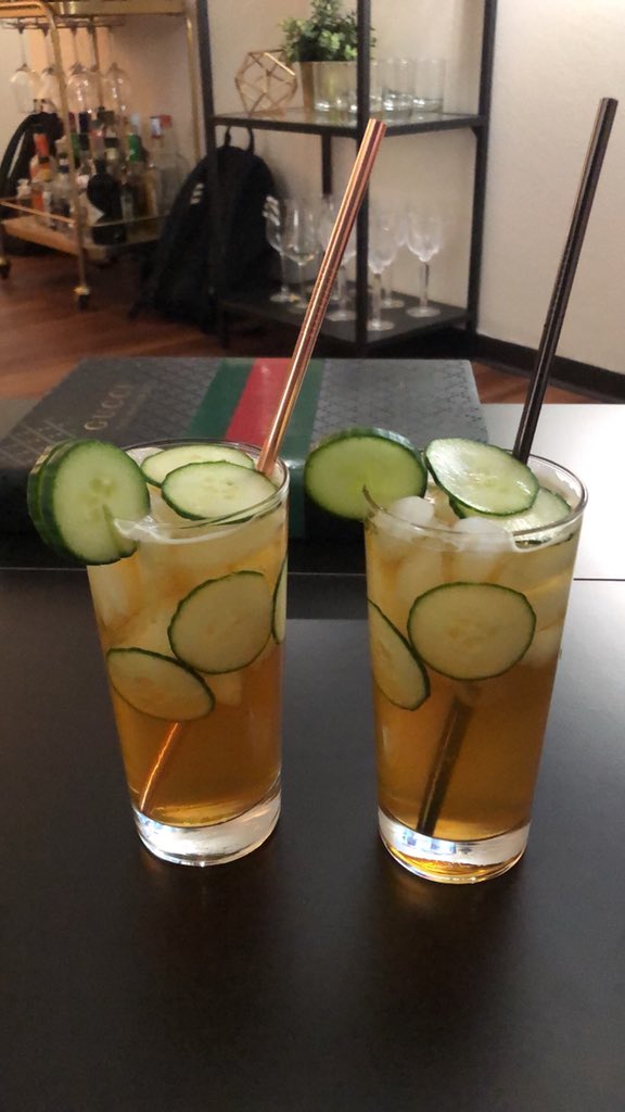 cullen_lilley's tweet image. Thank you, @HermelinMD! 
1)Cullen Lilley
2) Medical student, bioethics student, microbiologist
3) wellness: eating good food, making cocktails, exploring the world w/ my partner in crime
@EmilyHagen9 @Farzanarab @KMirza @farahrahman23