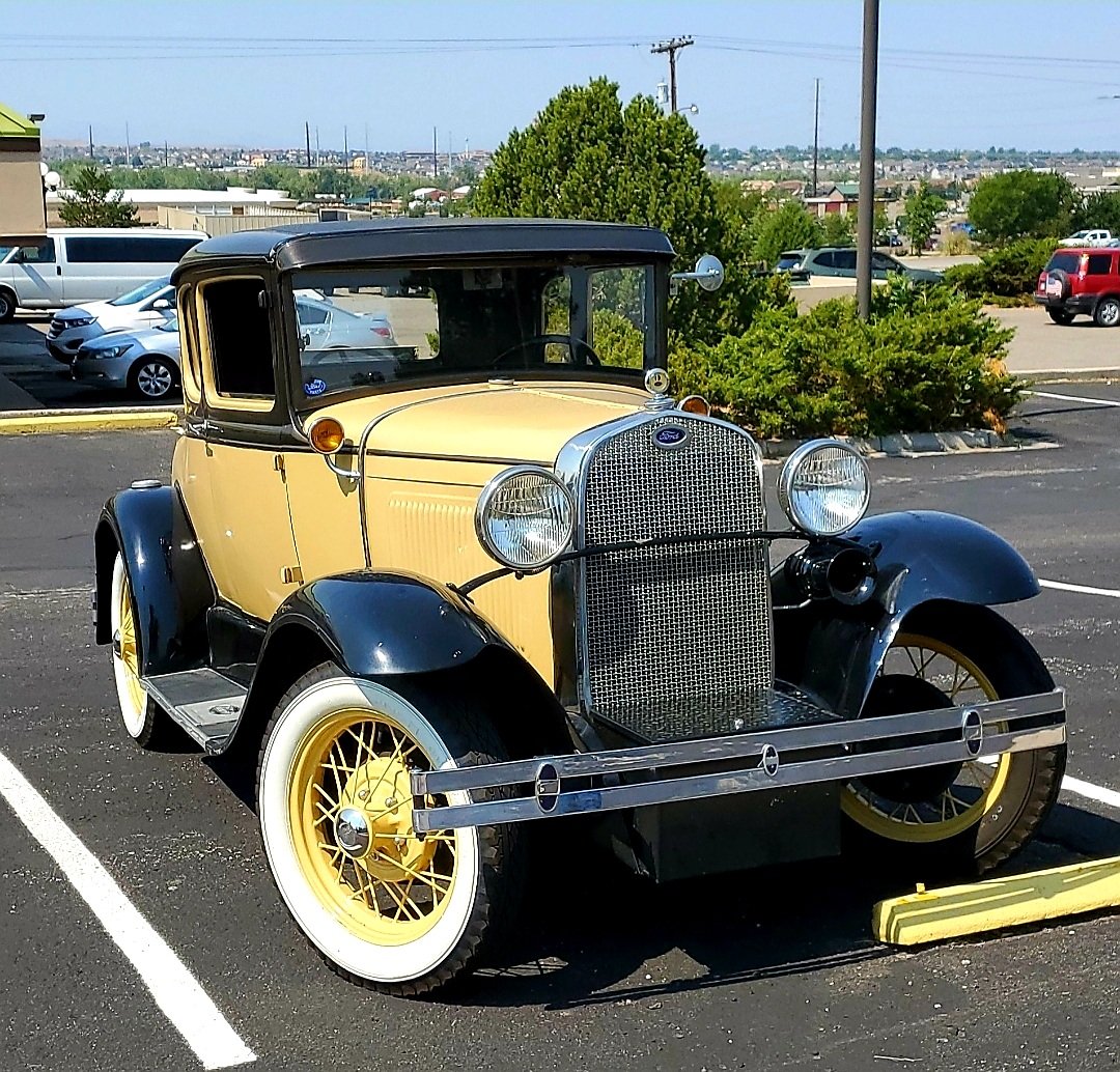 CallMeNikkiOh's tweet photo. Took a spin in this bad boy today.  It was pretty okay.  😎
#ModelA #1930ModelA #Classic https://t.co/CjgJN7f9hI
