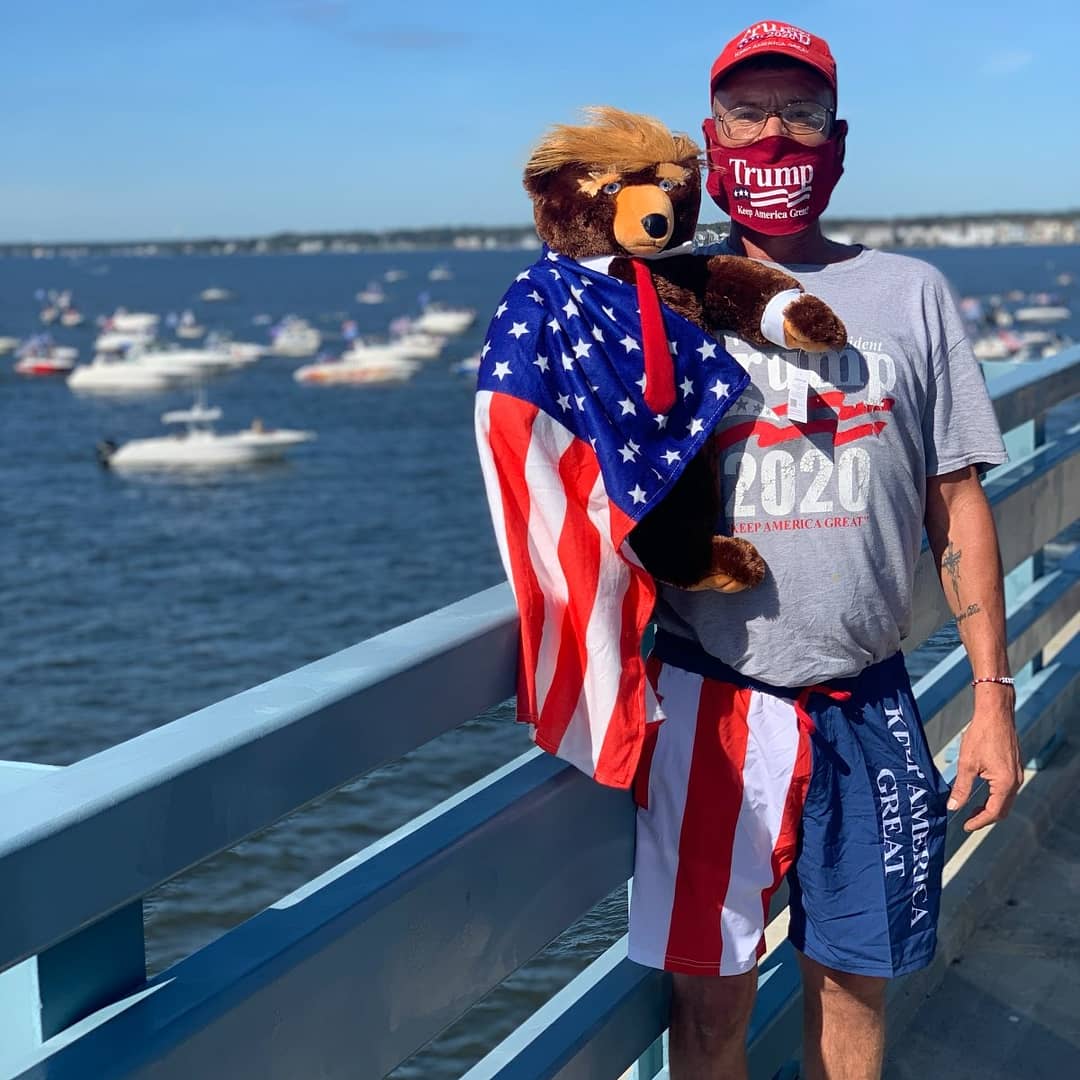 TBengivenga's tweet photo. #TrumpBoatParade in seaside park new jersey #Trump2020 #propolice #BackTheBlue #proveteran #FoxNews #asburyparkpress #seasidepark @realDonaldTrump #trumpybear @realTrumpyBear_ https://t.co/wnnrpHsC72