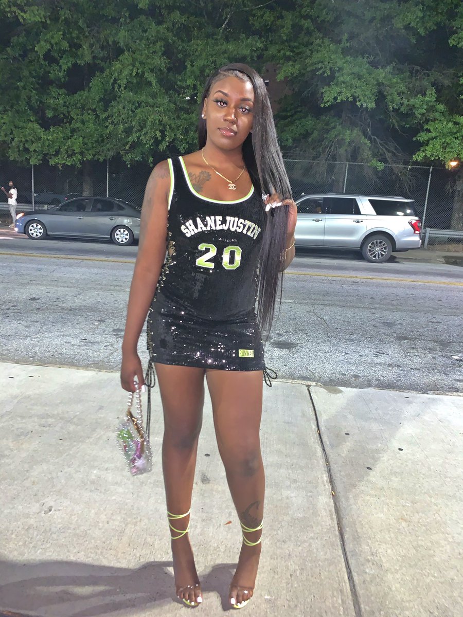 ItsEmaari_'s tweet photo. In Atlanta On My Slime Sh!t 🤮🐍🔋💚❕#LaborDayAtl https://t.co/UraqCChuTF