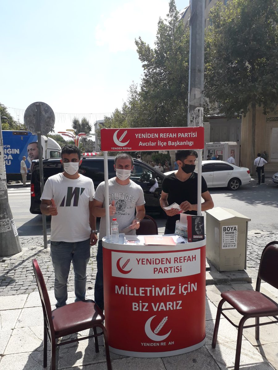 rpavcilarr's tweet photo. Avcılar teşkilatı olarak #Avcılar #Meydanda #Stand çalışmamız gerçekleştirdik.
#Yeni #üyelerimize Hayırlı Olsun diyor, Halkımızın göstermiş olduğu büyük teveccühe ve büyük bir azim ve heyecanla çalışan tüm teşkilatımıza sonsuz teşekkür ederiz.
#AvcilarİçinBizVarız https://t.co/ycdqNzu7IQ
