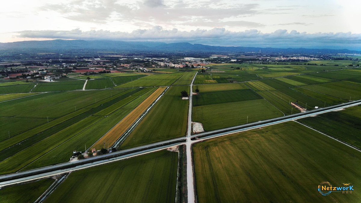 SetoGallego's tweet photo. 🟢 Ho tenim tot @DroneCatalunya @dr0nestagram #drone #aerialphotography #terresdelebre #catalunyaexperience #netzwork #netzworkdigital https://t.co/CVWpsWR2Pr