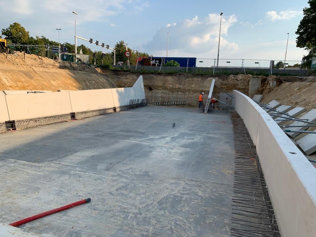 Blijf ons volgen! De inritwanden staan gesteld. Volgende maand volgt onze circulaire tunnel. #special #nieuwproduct #duurzaam #Stappegoor