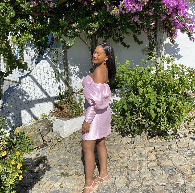 marcia_stephany's tweet photo. A Barbie ficou diferente 💓 https://t.co/nFQKMONxQa
