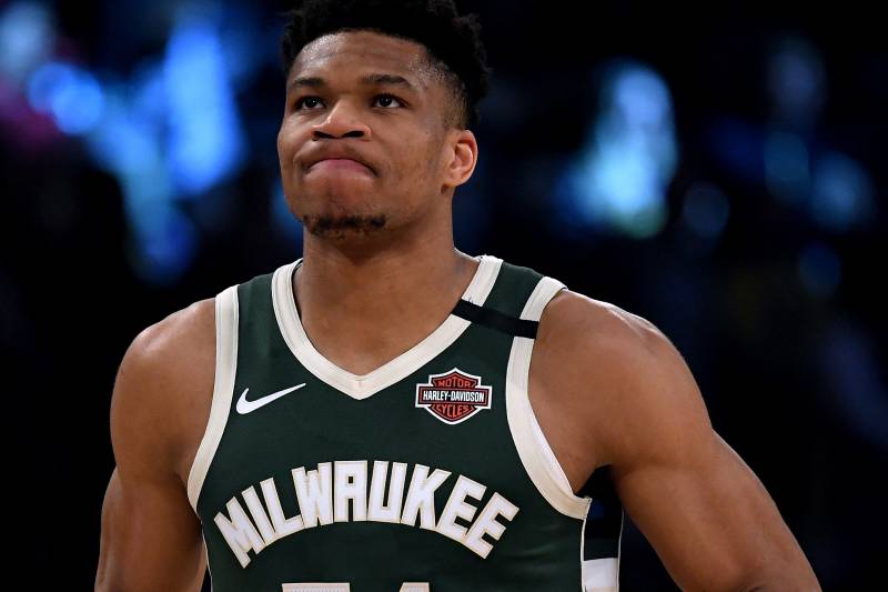 moneyline_media's tweet photo. With the Bucks on the brink of elimination, will Giannis be packing his bags this offseason?
#BLOG #Blogger #Blogging #Bucks #GiannisAntetokounmpo #Heat #MoneyLineMedia #NBA #NBAPlayoffs #Raptors #sports #SPORTSBLOG #SportsNews #SportsTakes #Warriors https://t.co/lrOvNeuMkK https://t.co/Jyka790DXu