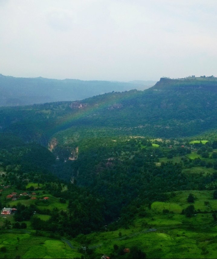bhardwaj_abhi02's tweet image. 70km ki mehnat, if can see 🌈
#patalkot #tamia