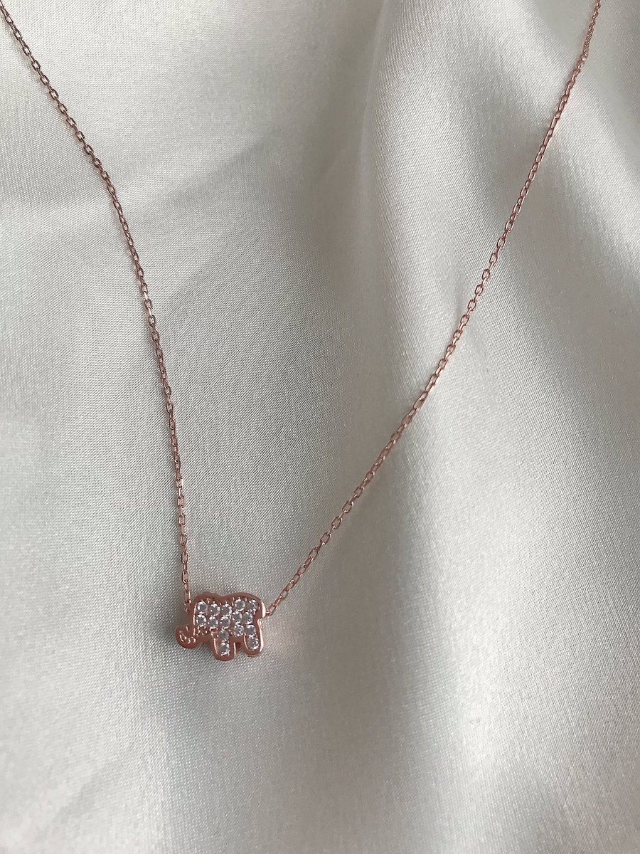 persepsilver's tweet photo. 925 ayar gümüş Yaşam Çiçeği ve Minimal Fil kolyemiz satışta..✨

Bilgilendirme ve sipariş için DM💌 https://t.co/ZNHCi7NjOA