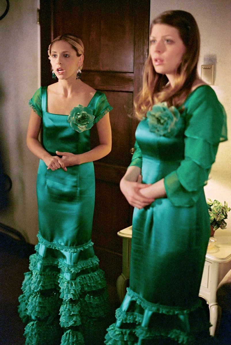 one time i read a tumblr post that said that anya probably just wanted bridesmaids dresses that were the color of money and haven't stopped thinking about it since