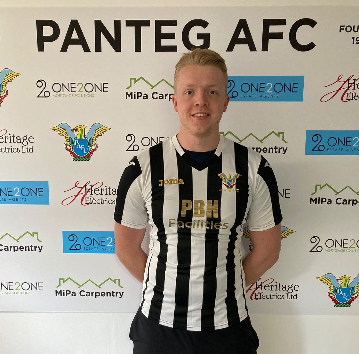 ⚫️⚪️ OUR NEW NUMBER 1 ⚫️⚪️

WE HAVE SECURED THE SIGNING OF VERY PROMISING KEEPER <a href="/GeorgeLohfink/">George</a> WHO HAS PLAYED FOR <a href="/croesyafc/">Croesyceiliog AFC</a> &amp; MOST RECENTLY <a href="/pentwynmawrafc/">Pentwynmawr Athletic AFC</a> WE CANNOT WAIT TO SEE GEORGE IN THE STICKS FOR THE TEG 🥅 🧤 

WELCOME TO THE CLUB GEORGE #2OF6 #UPTHETEG