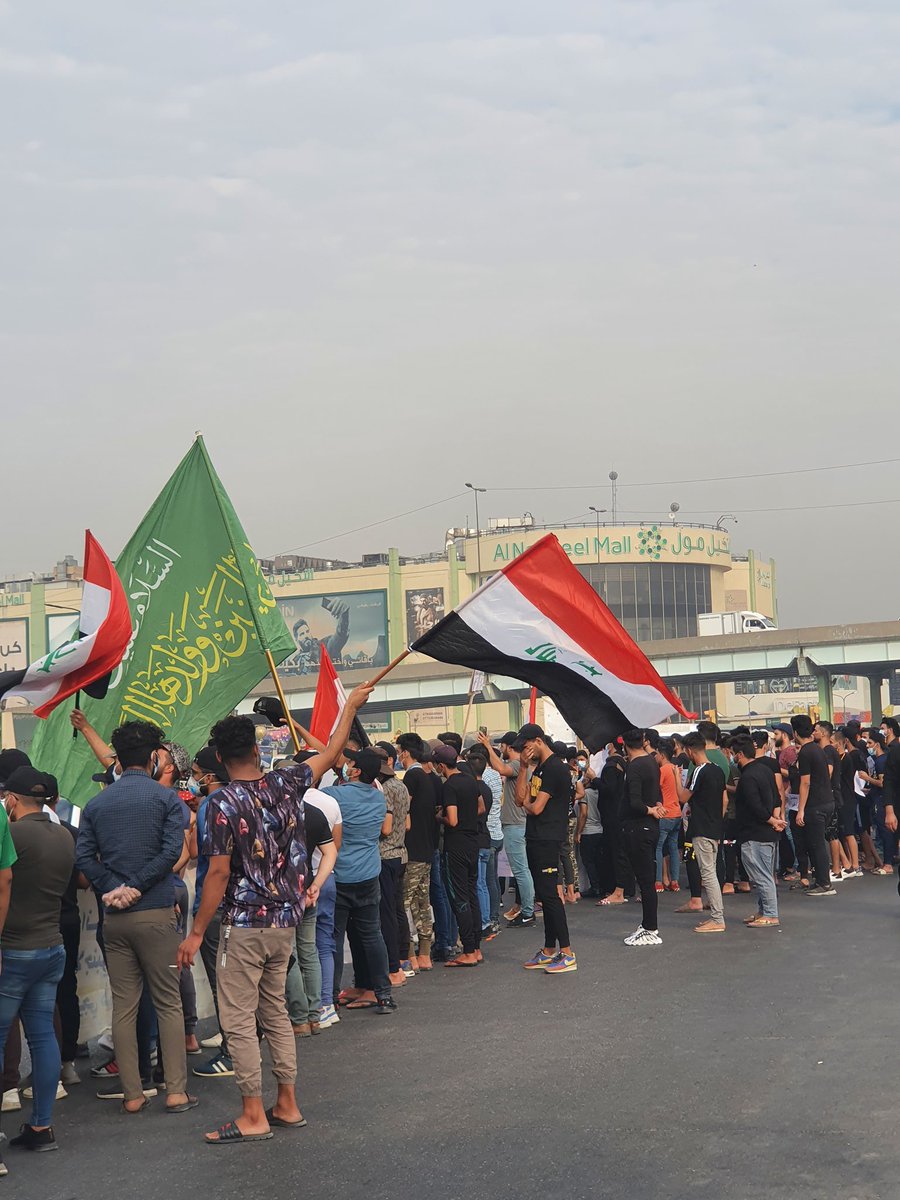 TariqRusol's tweet photo. من العجيب ان لا يجد مهندس النفط عملا في بلد النفط 
وهذا مايحدث في بلدي العراق .. 
 الحكومه العراقيه تقوم بتعيين العمال والمهندسين الاجانب بدلا من العراقيين مدعية انهم اكثر خبره  
وهذا حال متوفقين البلد الي معدلاتهم لاتقل عن ٩٥ 
#خيراتنا_حقنا
#مهندسين_النفط_2019 https://t.co/UOLeXwP7Bt